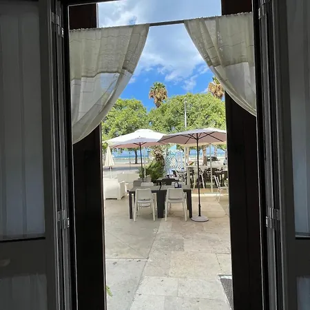 Dipinto Sul Mare * 몰라디바리